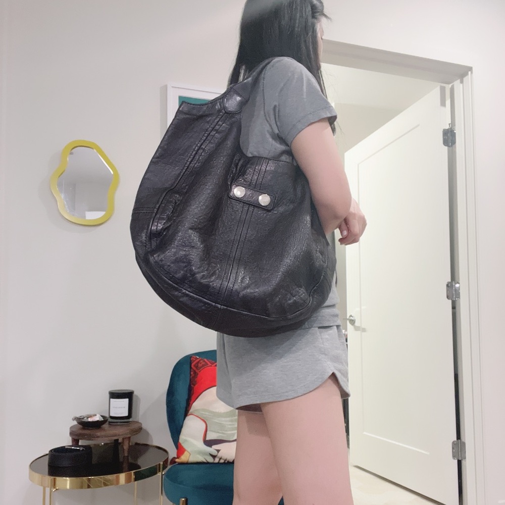ALEXANDER McQUEEN CLASSIC SHINY BLACK LEATHER BIKER SHOULDER BAG HOBO BAG